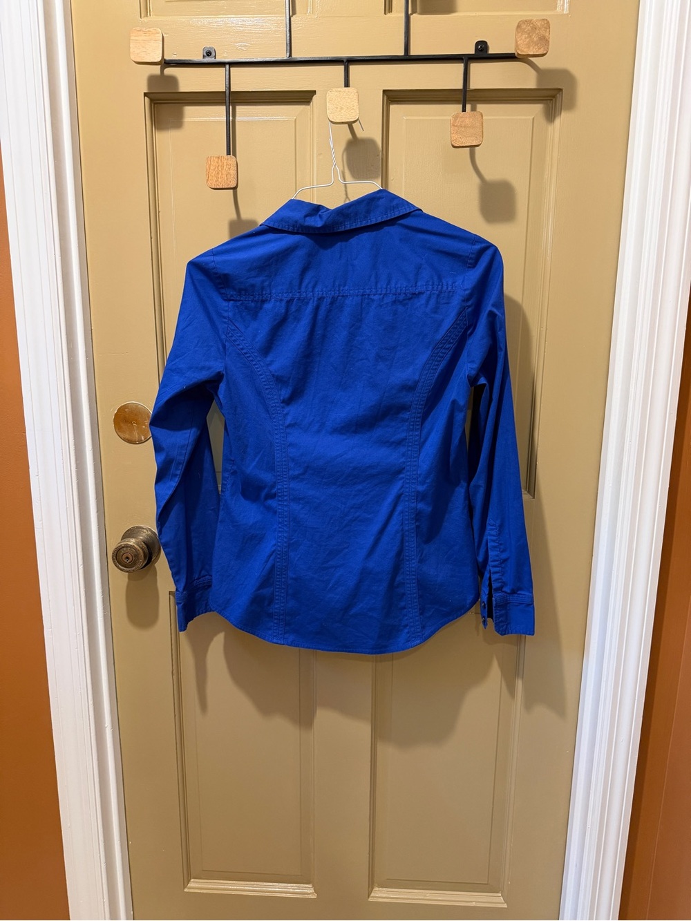 Structured blue Express The Essential button down - Picture 5 of 5